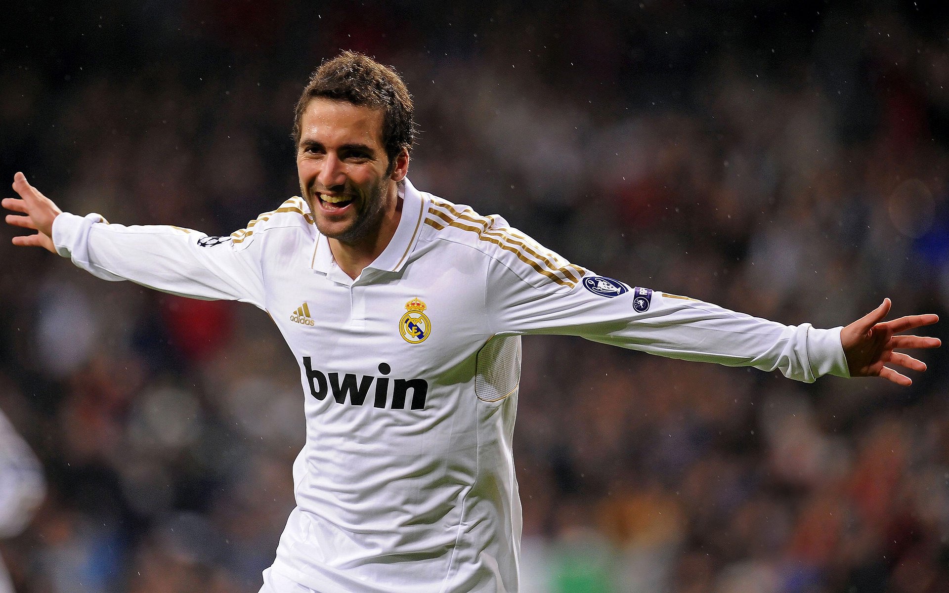 kaiyun网址-哈兰德在欧洲赛场的高效数据继续刷新纪录,哈兰德经典比赛